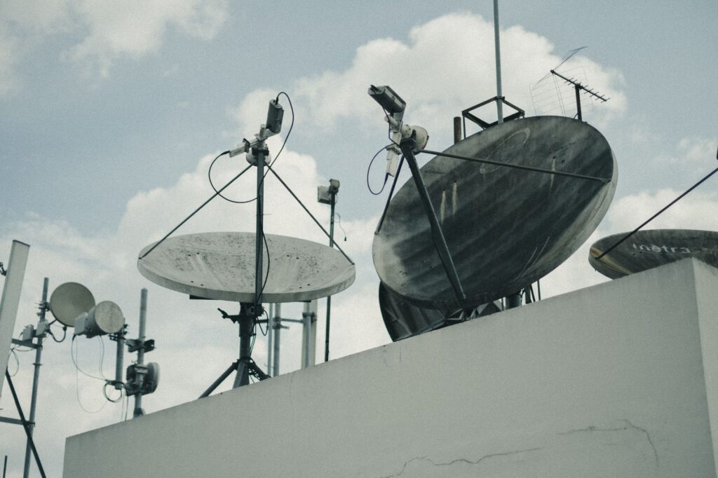 Co vám přináší televize přes internet? Aneb čtyři důvody, proč odejít od klasické satelitní televize